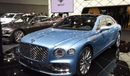 宾利最新款飞驰2024爆料,奢华升级，驾驭未来经典